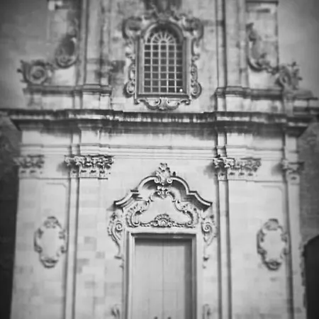 La Dimora Di Sofia דירה Giuggianello